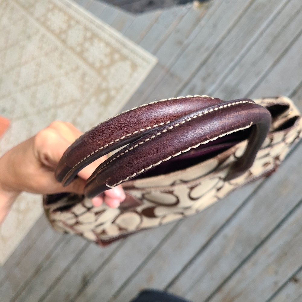 Coach Hamptons Madeline Signature Satchel Bag 12463 - Picture 6 of 16